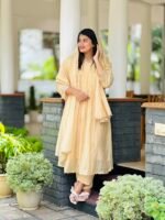 Golden Beauty Flyer Salwar - Image 2