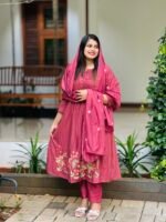 Elegant Flyer Salwar - Image 4